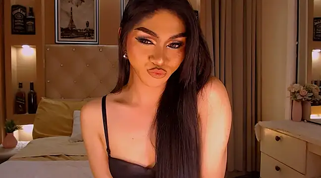 Snapshot of YOUR_DREAMWIFE chatting on February 20, 9:09 pm YOUR DREAMWIFE online show from February 20, 9:09 pm