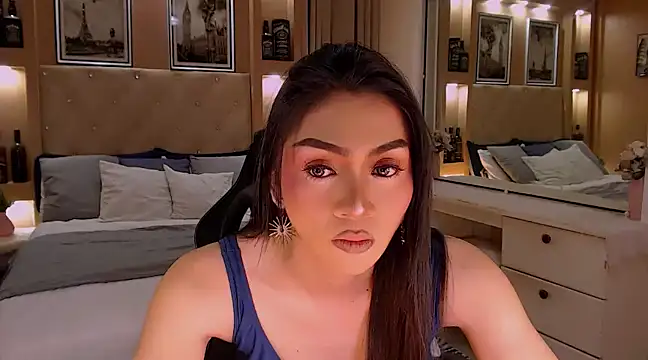 Snapshot of YOUR_DREAMWIFE chatting on March 21, 5:34 pm YOUR DREAMWIFE online show from March 21, 5:34 pm