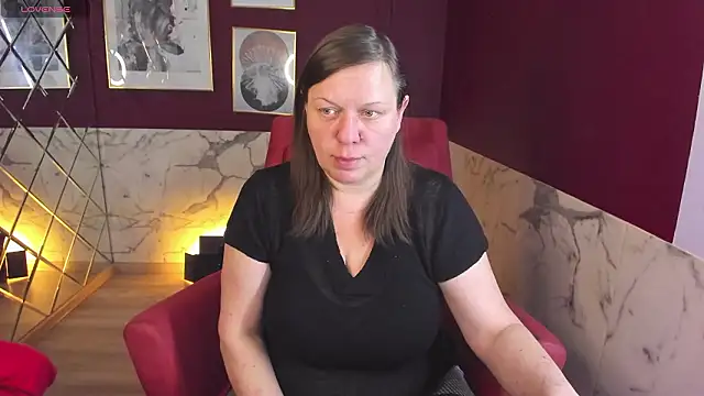 KellyPerfection online show from March 26, 6:30 am