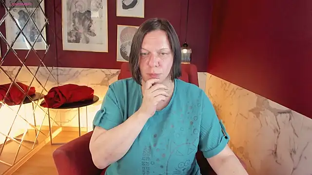 Snapshot of KellyPerfection chatting on July 1, 5:42 am KellyPerfection online show from July 1, 5:42 am