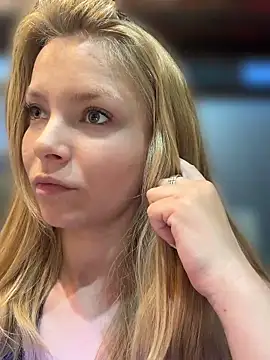 Snapshot of AnastasiaAniess chatting on April 27, 6:50 pm AnastasiaAniess online show from April 27, 6:50 pm