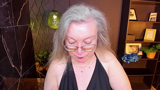 NataliMellow online show from May 30, 1:08 pm