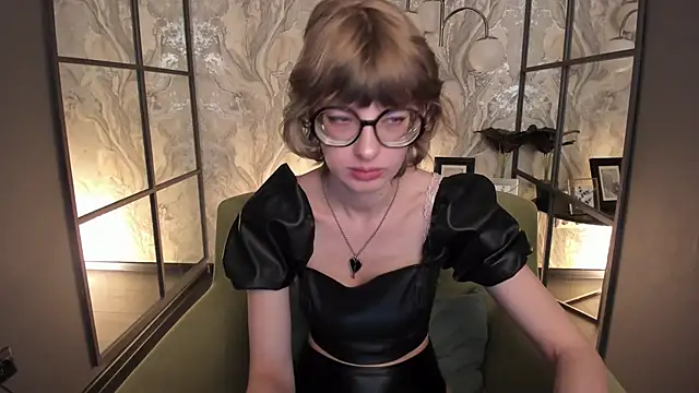 Snapshot of RubySoft chatting on February 9, 8:35 pm RubySoft online show from February 9, 8:35 pm