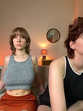 Snapshot of Jitoon_Exe chatting on November 15, 8:27 pm Jitoon Exe online show from November 15, 8:27 pm