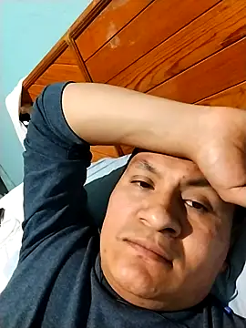 Snapshot of gusaven chatting on March 8, 8:11 am gusaven online show from March 8, 8:11 am