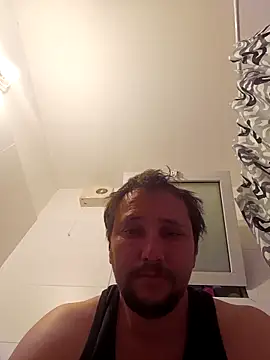 Snapshot of Miki20677 chatting on March 8, 7:42 pm Miki20677 online show from March 8, 7:42 pm