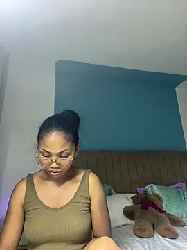 naya86 online show from May 28, 2:47 pm