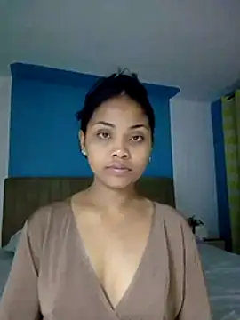 naya86 online show from July 6, 3:03 pm