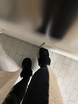 Wet-Pussycat online show from December 4, 4:38 pm