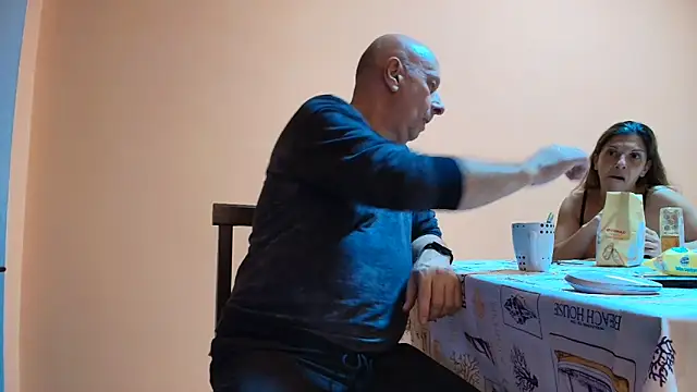 Lucy and Marco online show from November 2, 8:11 pm