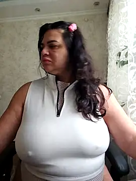 littleRikka online show from October 12, 7:29 am