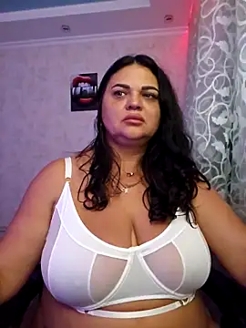 littleRikka online show from November 2, 7:05 pm