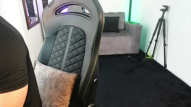 knimh online show from March 11, 4:02 pm