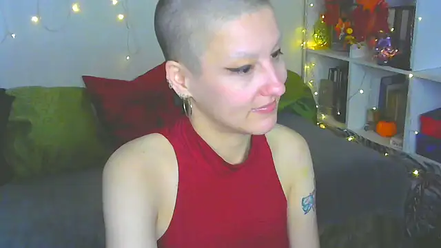 Snapshot of MartaBounty chatting on October 15, 11:05 pm MartaBounty online show from October 15, 11:05 pm