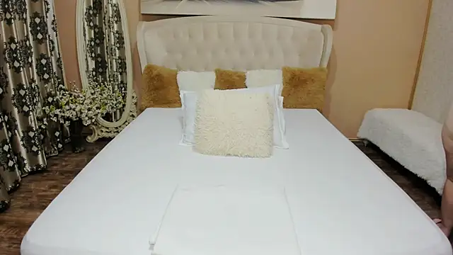 AnneRainn online show from October 19, 7:14 pm