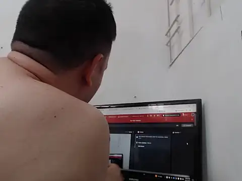 Snapshot of calculus777 chatting on December 3, 5:33 pm calculus777 online show from December 3, 5:33 pm