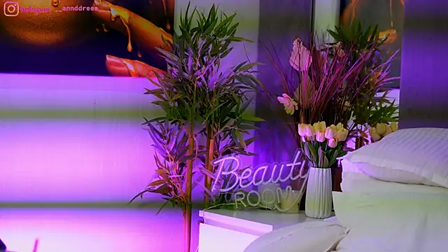 Snapshot of perfectt33n chatting on October 30, 4:08 pm perfectt33n online show from October 30, 4:08 pm