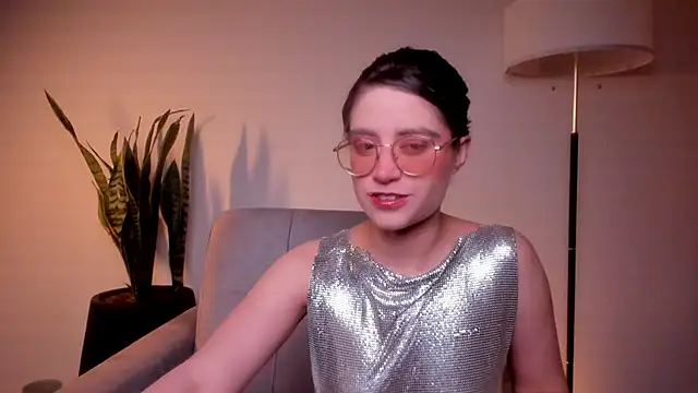 HazelKush online show from March 17, 9:29 pm