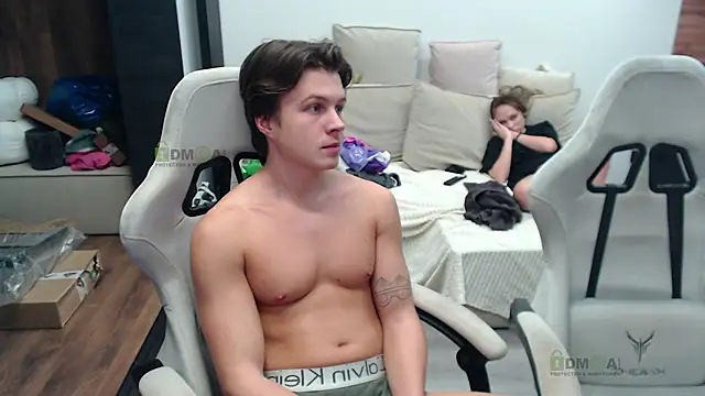 Sunny-Girl1 online show from November 6, 7:15 pm