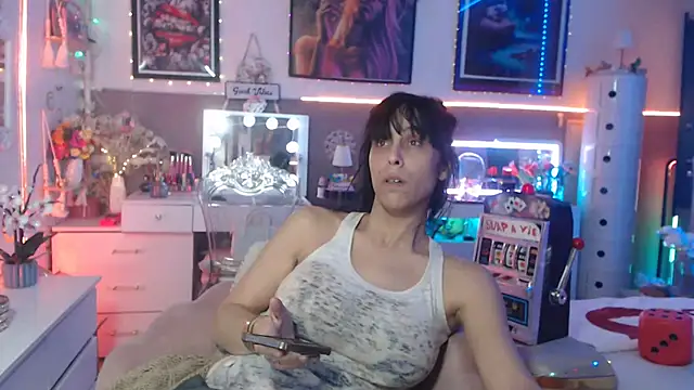misscectito13 online show from March 8, 5:54 pm