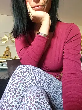 Snapshot of misscectito13 chatting on November 13, 12:15 pm misscectito13 online show from November 13, 12:15 pm