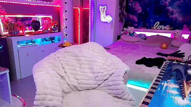 Snapshot of misscectito13 chatting on November 14, 12:20 am misscectito13 online show from November 14, 12:20 am