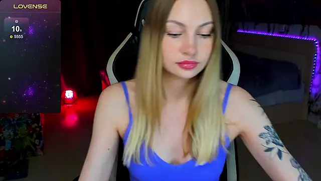 BiMolly online show from October 23, 9:35 pm