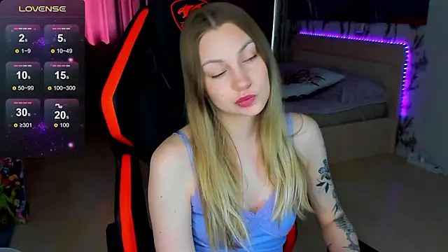 BiMolly online show from March 23, 10:19 am