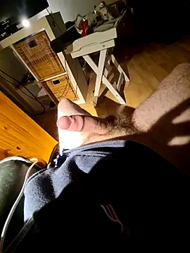 Snapshot of PetePro1989 chatting on November 25, 5:07 am PetePro1989 online show from November 25, 5:07 am