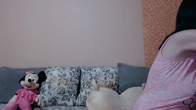 HotDreamm online show from July 18, 6:45 pm