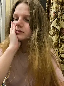 Snapshot of -MimmiLissa- chatting on July 19, 9:40 pm -MimmiLissa- online show from July 19, 9:40 pm