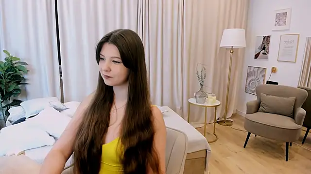 ElizaMild online show from February 18, 1:18 pm