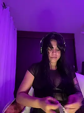 Snapshot of Naiara_sex chatting on November 21, 6:23 am Naiara sex online show from November 21, 6:23 am