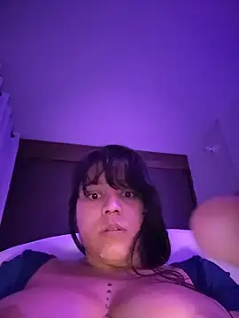 Snapshot of Naiara_sex chatting on November 30, 11:53 pm Naiara sex online show from November 30, 11:53 pm