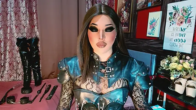 trixxielicious online show from February 2, 3:00 pm