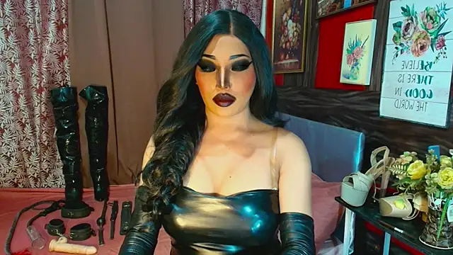 trixxielicious online show from May 29, 5:38 am
