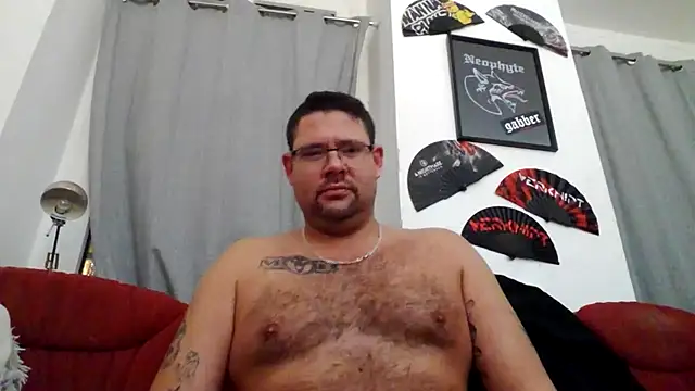 Snapshot of sexykevin17cm chatting on January 17, 11:08 pm sexykevin17cm online show from January 17, 11:08 pm