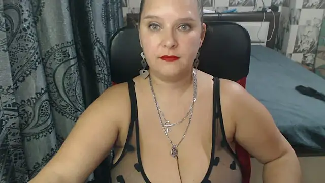 Snapshot of Boolochka chatting on October 29, 8:43 pm Boolochka online show from October 29, 8:43 pm