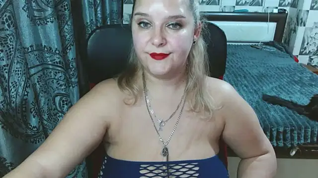 Snapshot of Boolochka chatting on November 27, 8:22 pm Boolochka online show from November 27, 8:22 pm