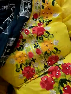 salonidesimaal online show from December 10, 4:24 am