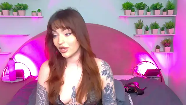 AnnaLeiBabestation online show from October 29, 9:00 am