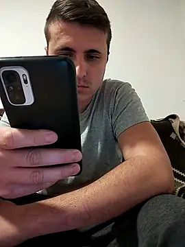 Snapshot of MrNoBoDy000 chatting on November 24, 8:52 pm MrNoBoDy000 online show from November 24, 8:52 pm