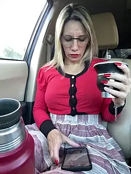 Gatitacarlita online show from December 27, 10:01 am