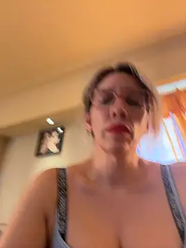 Gatitacarlita online show from November 22, 6:51 pm