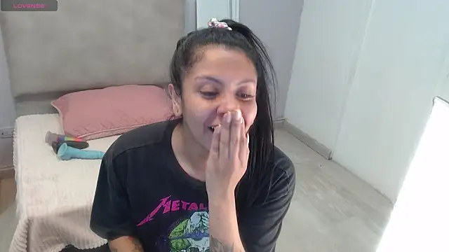 valevicious online show from November 18, 9:08 pm