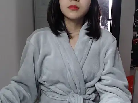 Snapshot of Bigg_Pussyy_Catt chatting on December 24, 3:27 am Bigg Pussyy Catt online show from December 24, 3:27 am