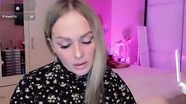 Snapshot of Libby_Nora chatting on April 23, 8:57 am Libby Nora online show from April 23, 8:57 am