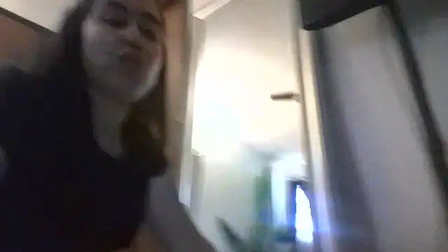 Snapshot of WetFlower69 chatting on June 29, 7:47 pm WetFlower69 online show from June 29, 7:47 pm