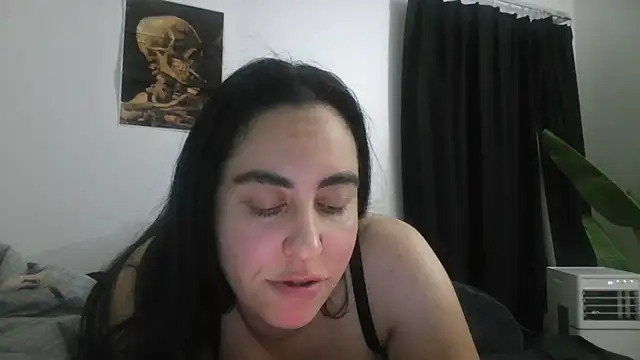 Snapshot of WetFlower69 chatting on July 19, 12:25 am WetFlower69 online show from July 19, 12:25 am