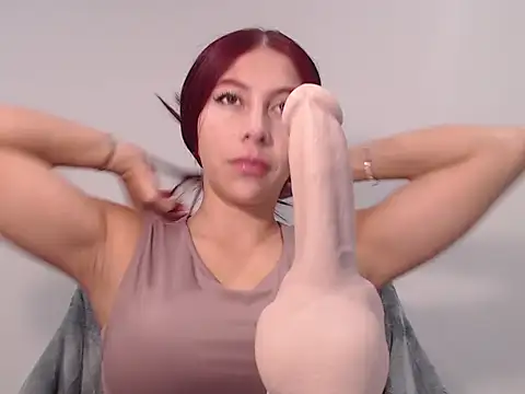 Coco 121 online show from November 6, 11:59 pm